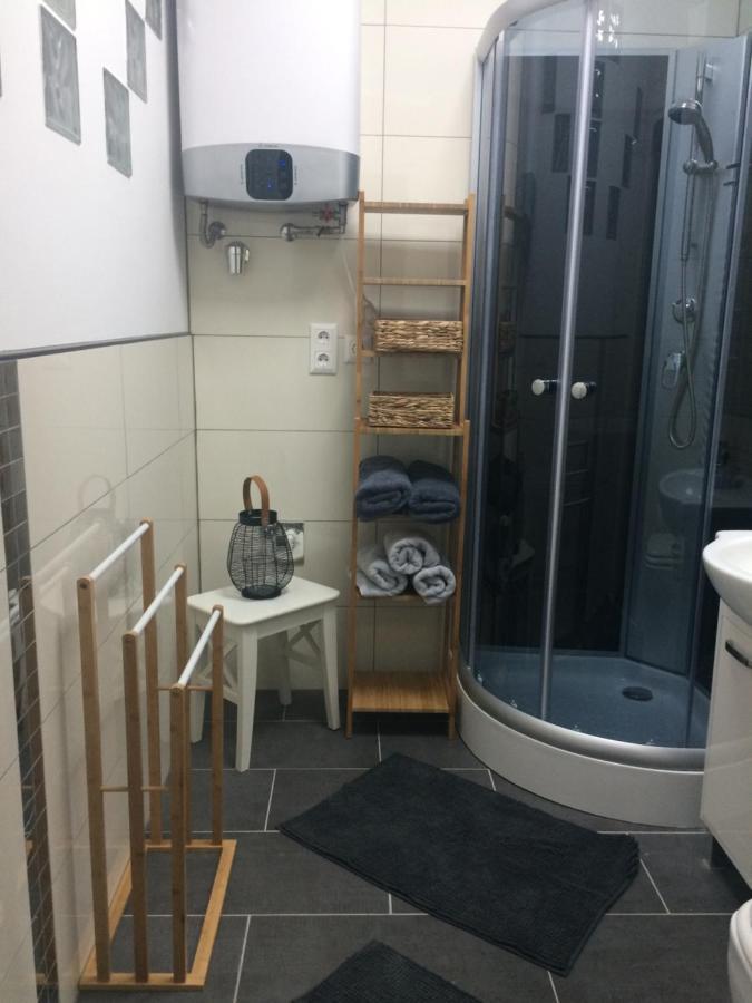 Magnolia Apartman Apartamento Sopron Exterior foto