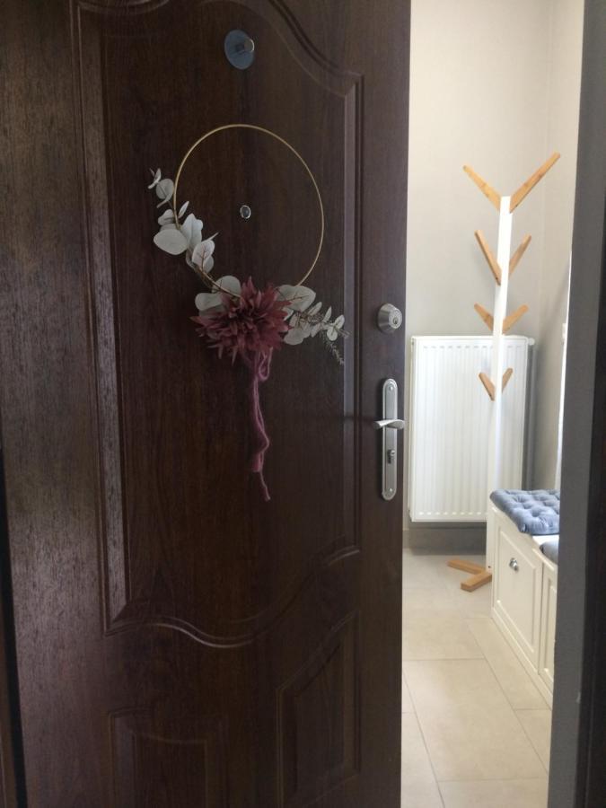 Magnolia Apartman Apartamento Sopron Exterior foto